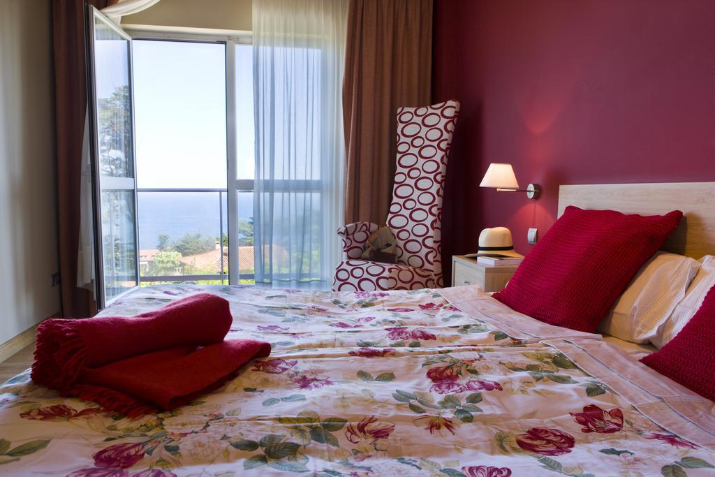 Apartamentos Mar Comillas Luaran gambar
